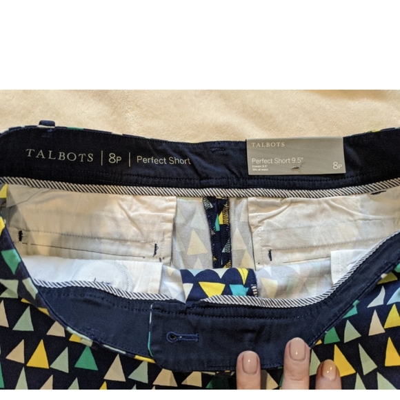 Talbots Perfect Short 9.5" Shorts Sz 8P Blue/Green/Yellow/White Triangles - NWT - Picture 5 of 10